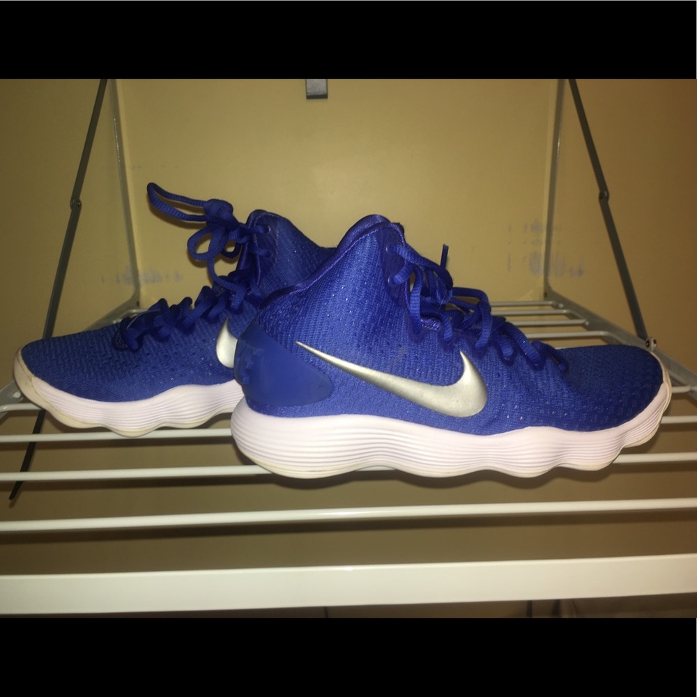 Nike Hyperdunk Basketball Shoes